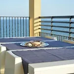 * Luxury Penthouse * Facing The Sea Wifi + Park