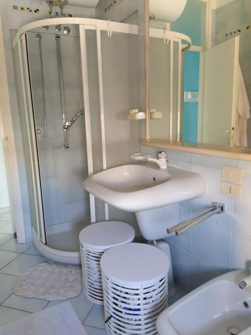 Apartment * Luxury Penthouse * Facing The Sea Wifi + Park