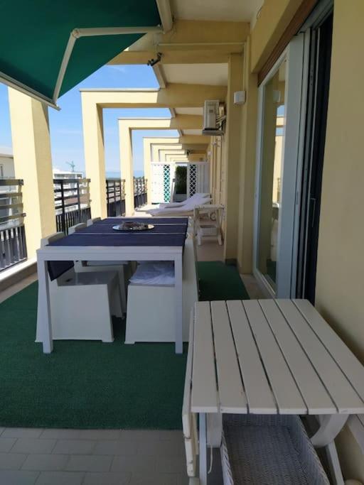 * Luxury Penthouse * Facing The Sea Wifi + Park *